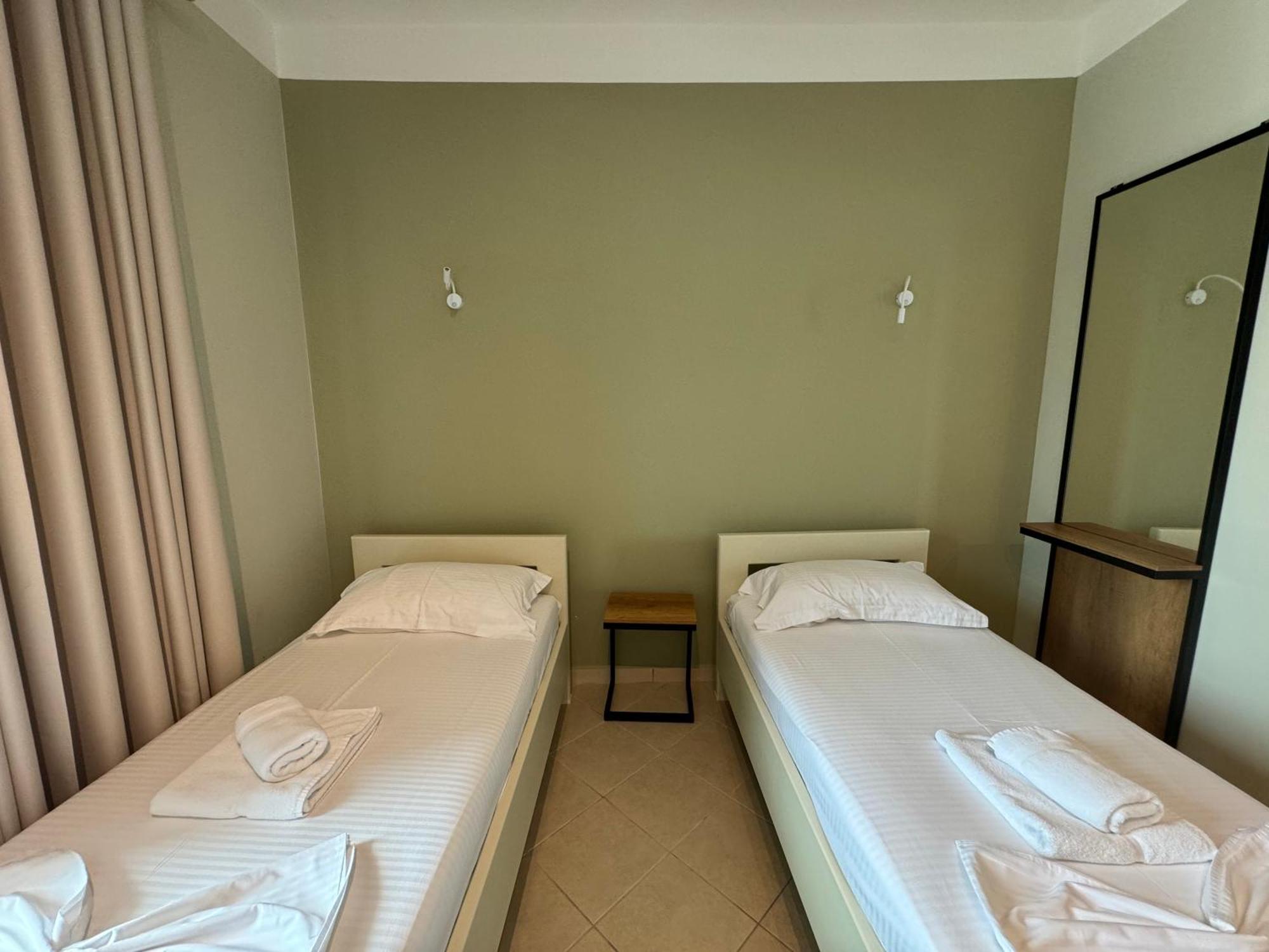 Hotel Cekodhima Радима Экстерьер фото
