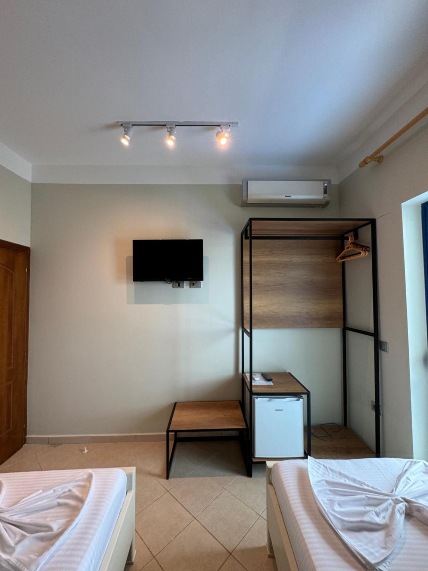 Hotel Cekodhima Радима Экстерьер фото