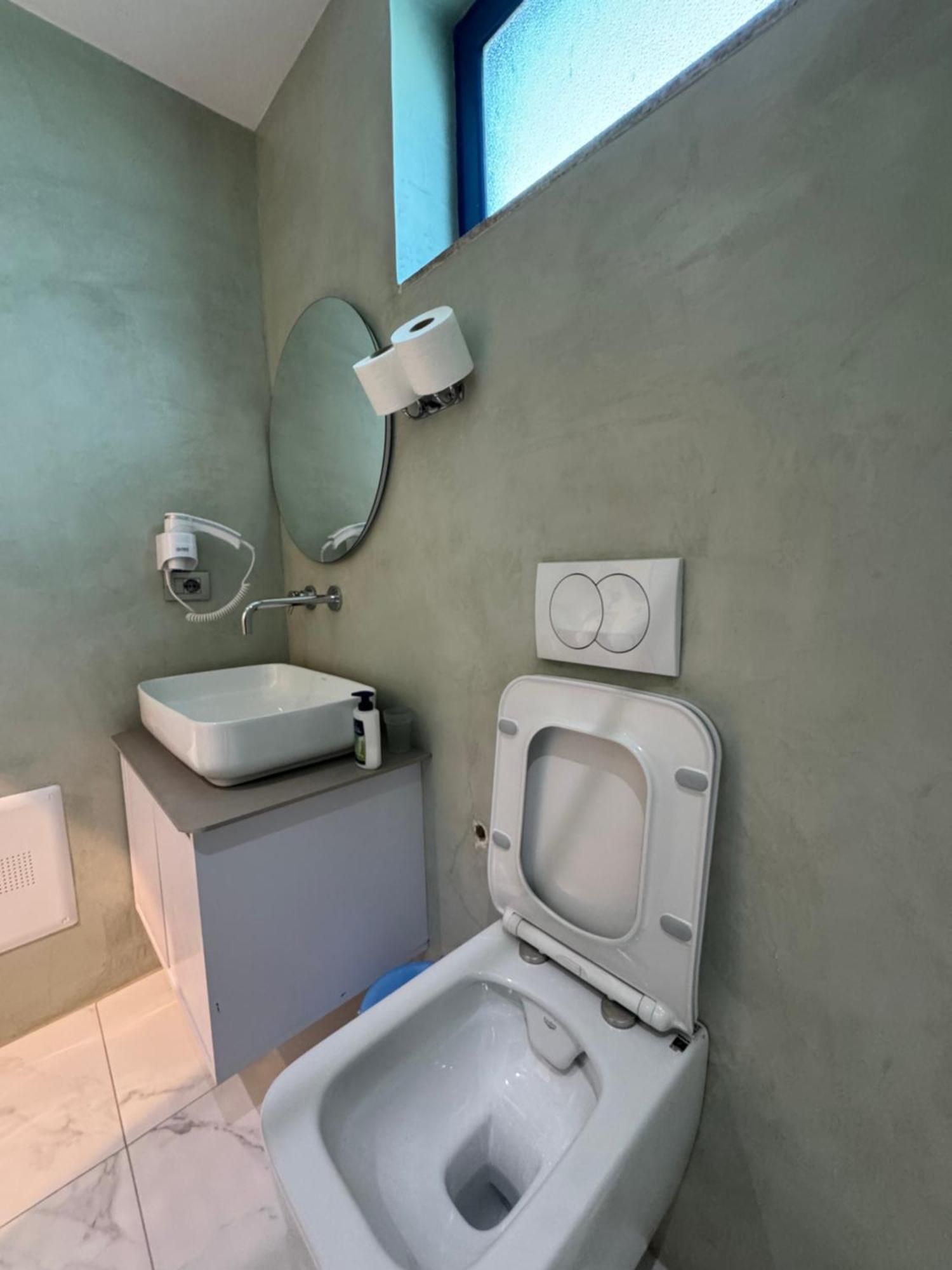 Hotel Cekodhima Радима Экстерьер фото