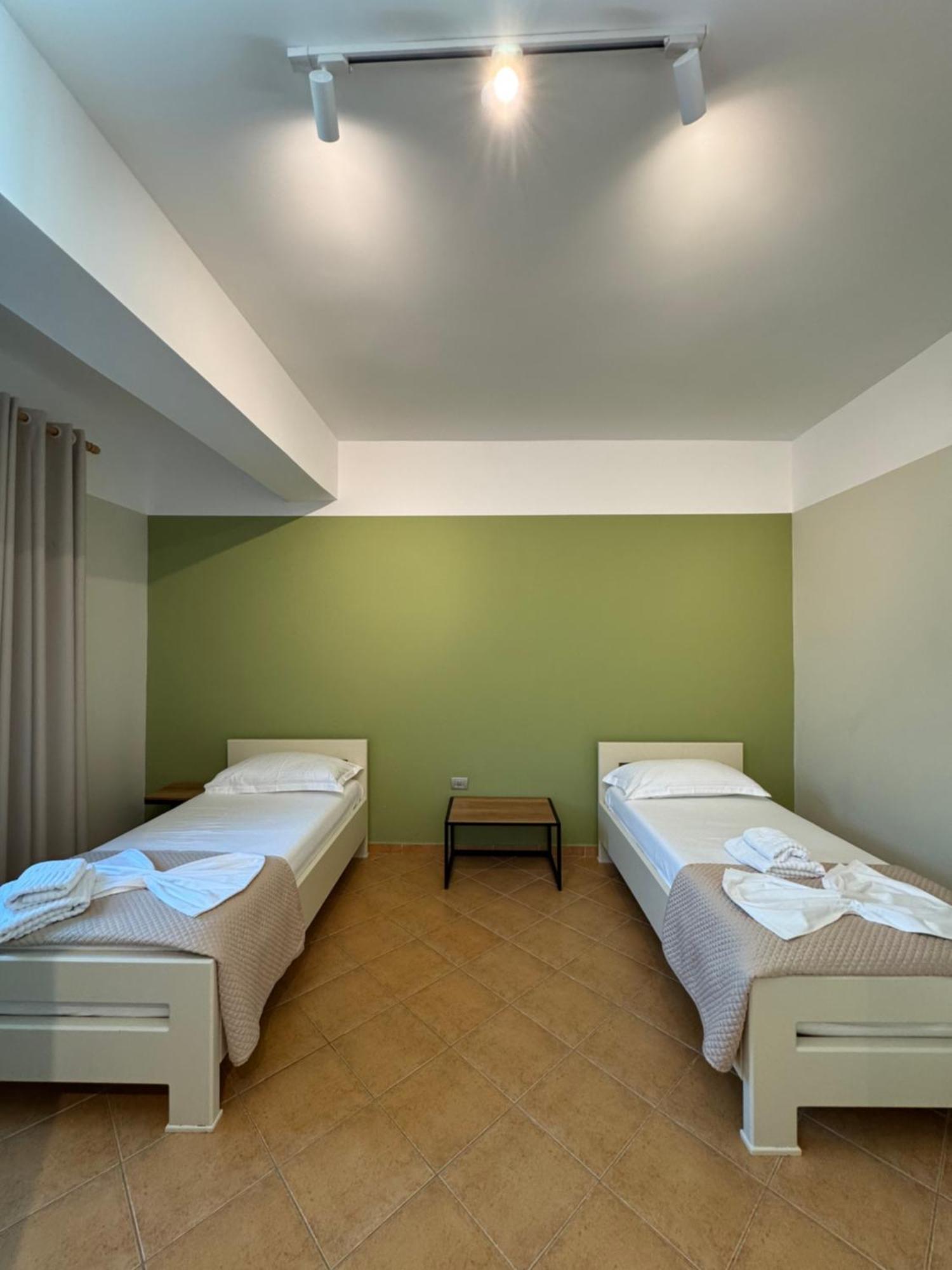 Hotel Cekodhima Радима Экстерьер фото
